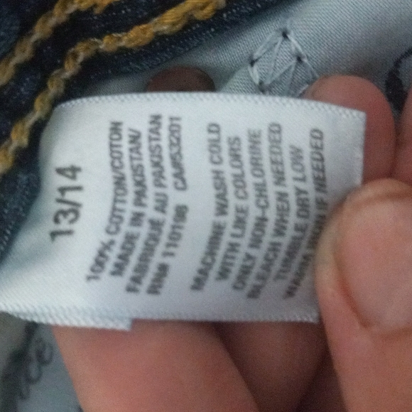 Aeropostle Jean capris 13/14 - Picture 2 of 12